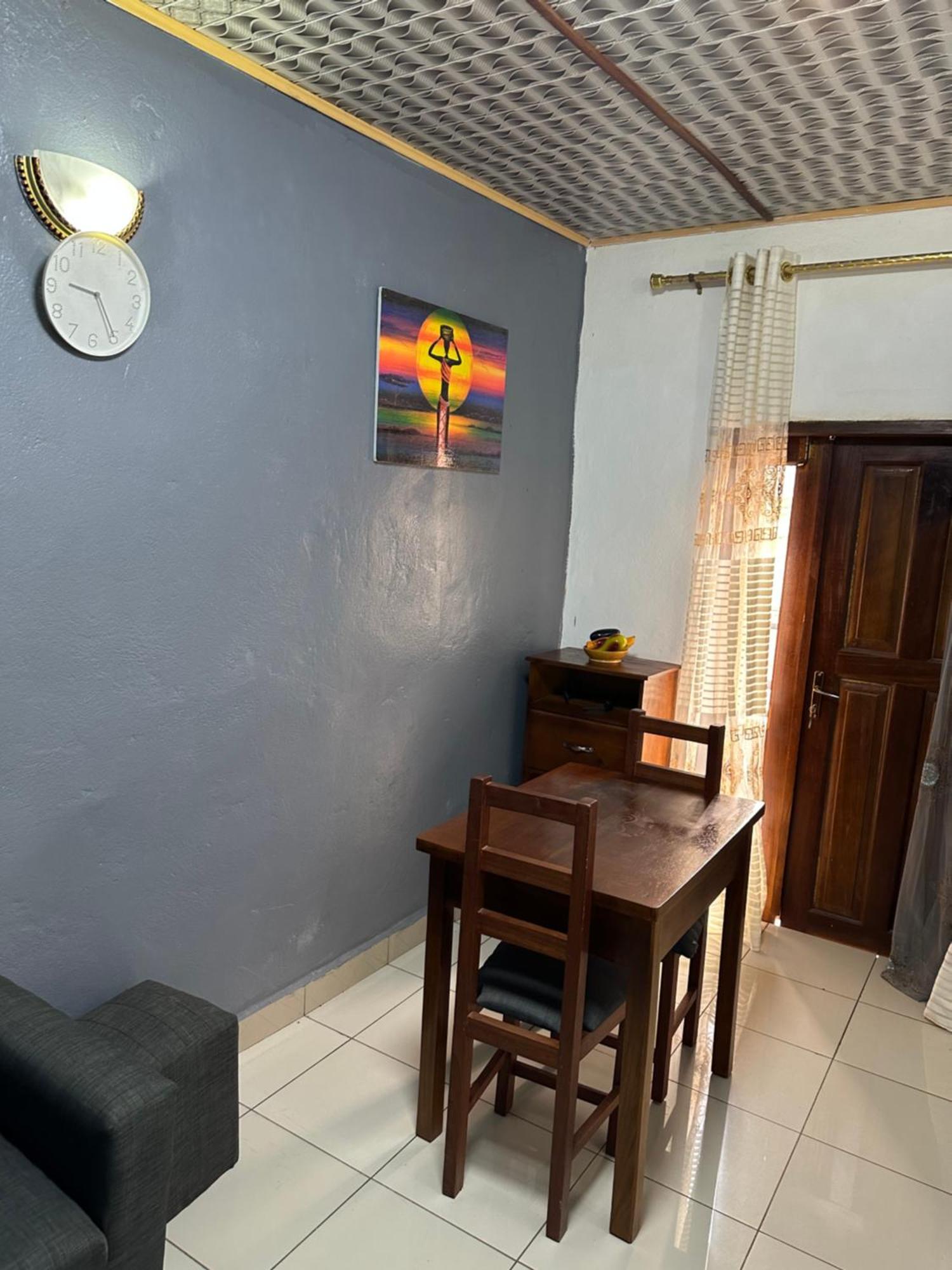 Ferienwohnung Les Logis De Nouvelle Route Bastos Yaoundé Exterior foto