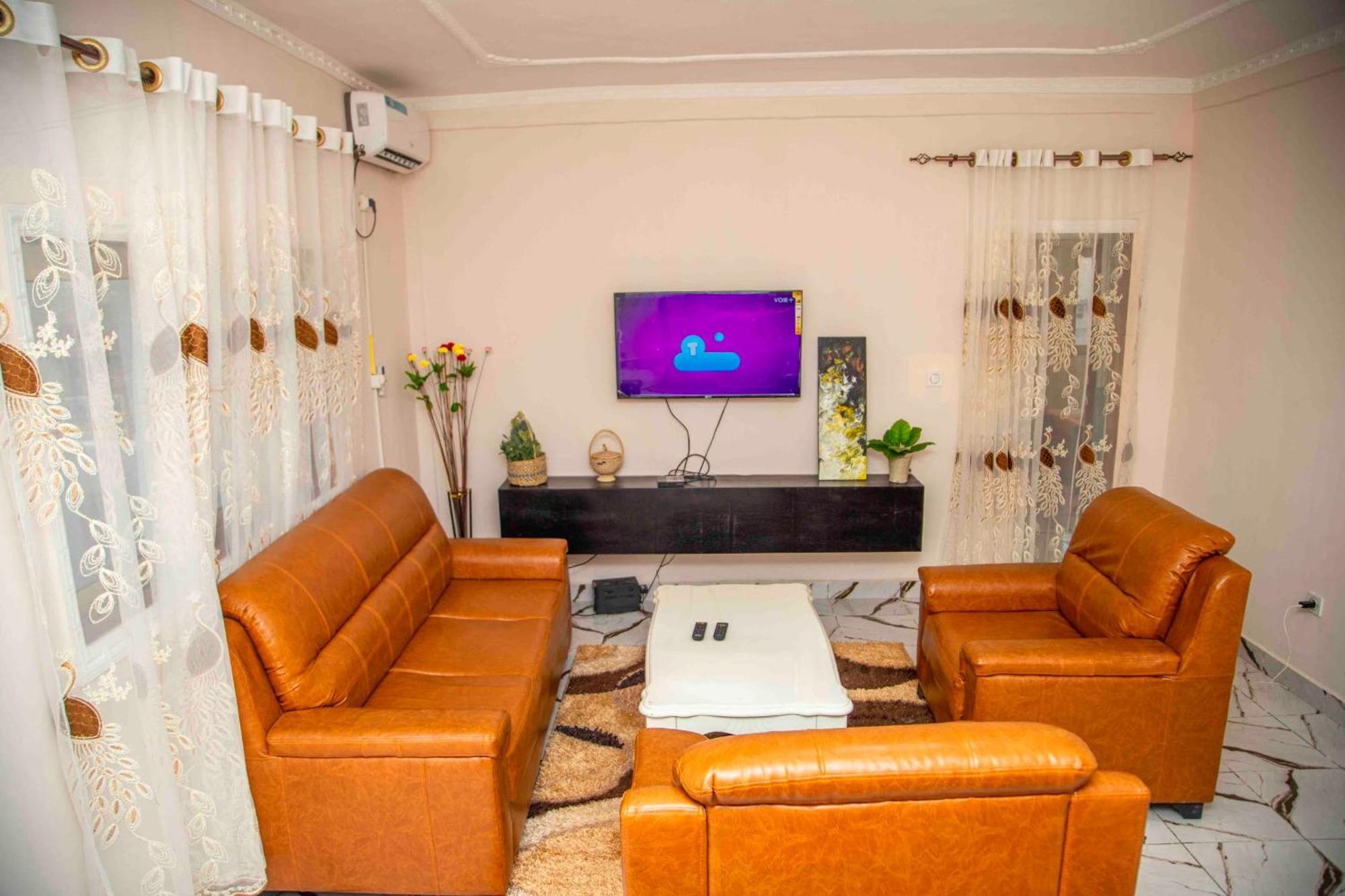Ferienwohnung Les Logis De Nouvelle Route Bastos Yaoundé Exterior foto